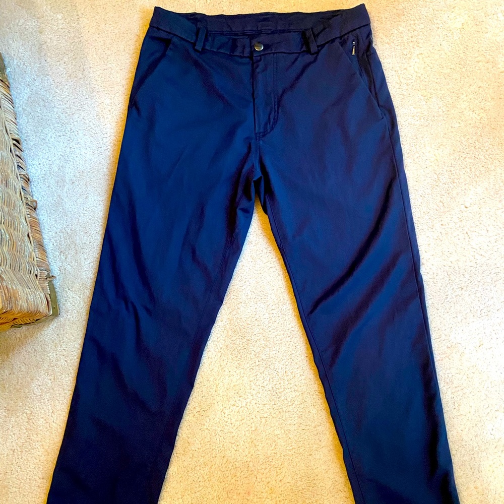 Lululemon ABC pants. Medium, navy.